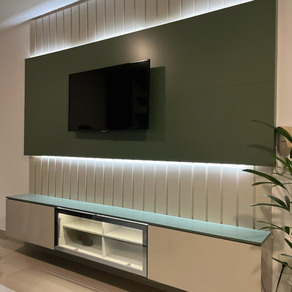 Decora Montagens - Montagem de Painel Home em BH
